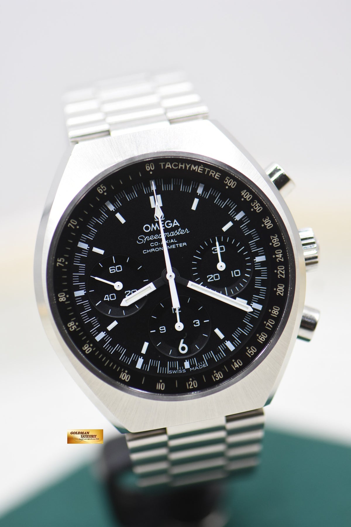 OMEGA SPEEDMASTER CHRONOGRAPH MARK II 43mm STEEL IN BRACELET BLACK DIAL 327.10.43.50.01.001 (MINT)