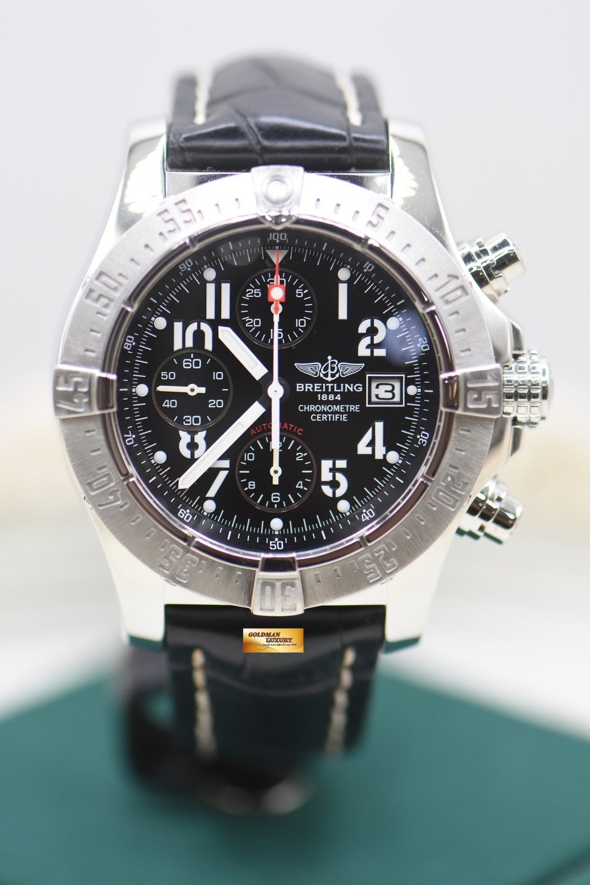 BREITLING AVENGER SKYLAND 45mm CHRONOGRAPH STEEL IN LEATHER STRAP AUTOMATIC A13380 (MINT)