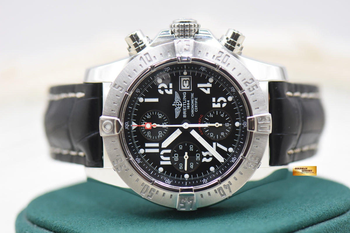BREITLING AVENGER SKYLAND 45mm CHRONOGRAPH STEEL IN LEATHER STRAP AUTOMATIC A13380 (MINT)