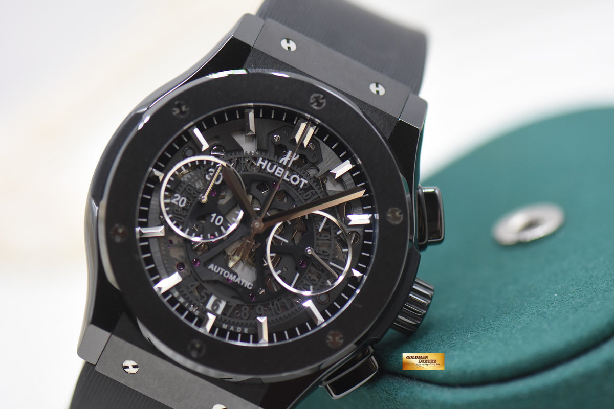HUBLOT CLASSIC FUSION AEROFUSION BLACK MAGIC 45mm CHRONOGRAPH CERAMIC AUTOMATIC 525.CM.0170.LR (MINT)