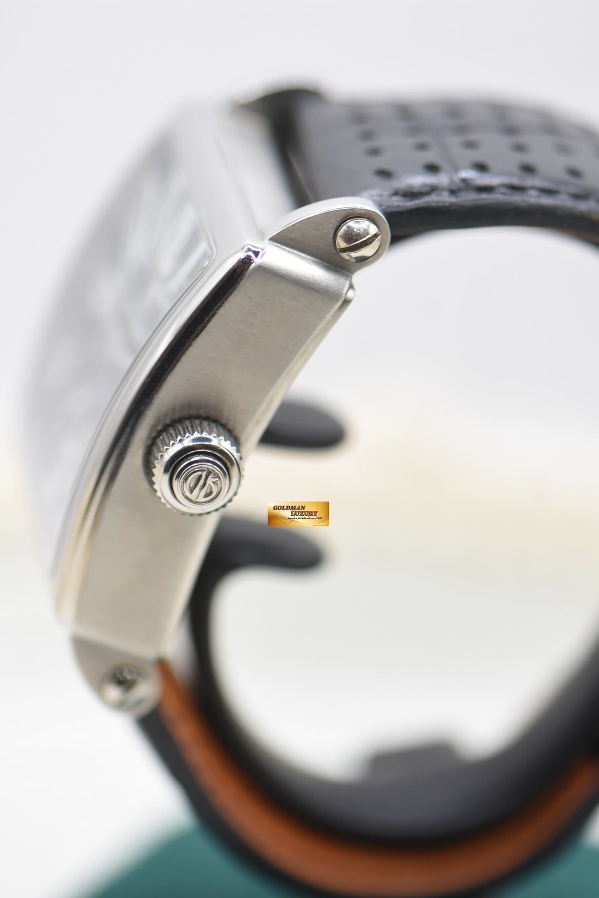 ROGER DUBUIS GOLDEN SQUARE FLYING TOURBILLON TITANIUM MANUAL WINDING G40-03-7 (MINT-RARE) LIMITED EDITION OF 280pcs