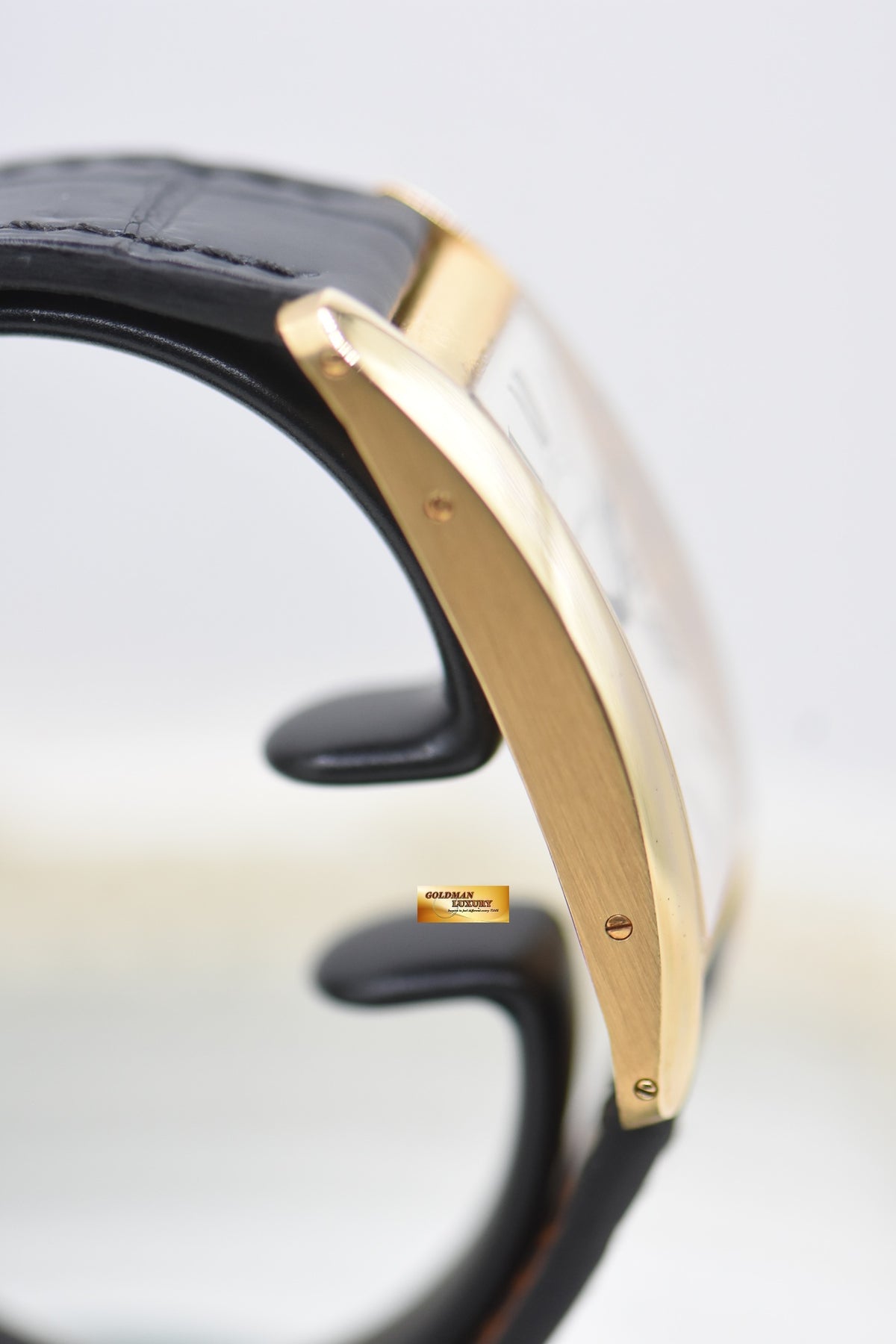 CARTIER TANK AMERICAINE LARGE PRE CPCP 18K YELLOW GOLD IN LEATHER STRAP MANUAL WINDING 1735/1 (MINT)