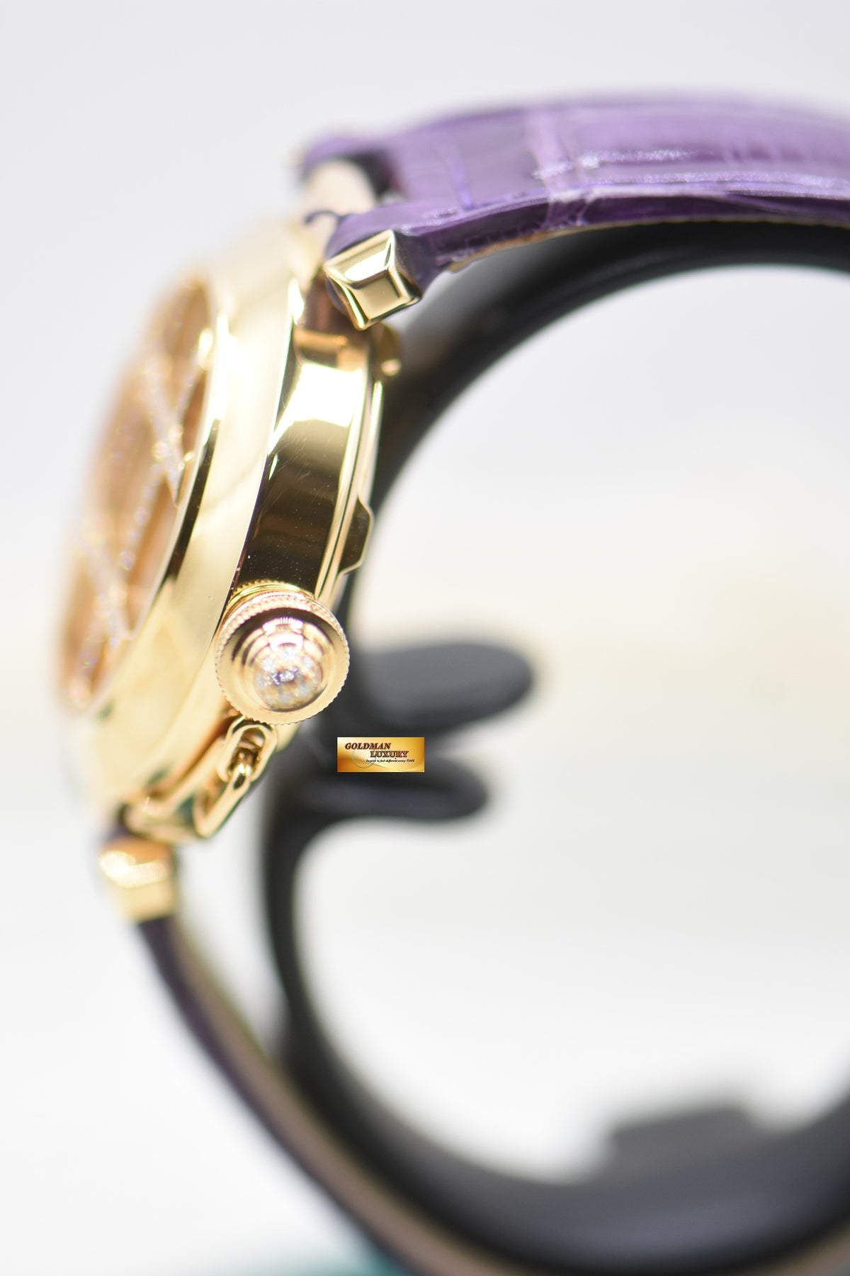 CARTIER PASHA CLASSIQUE DIAMOND GRID 32mm LADIES YELLOW GOLD IN LEATHER STRAP AUTOMATIC WJ101356 (MINT)