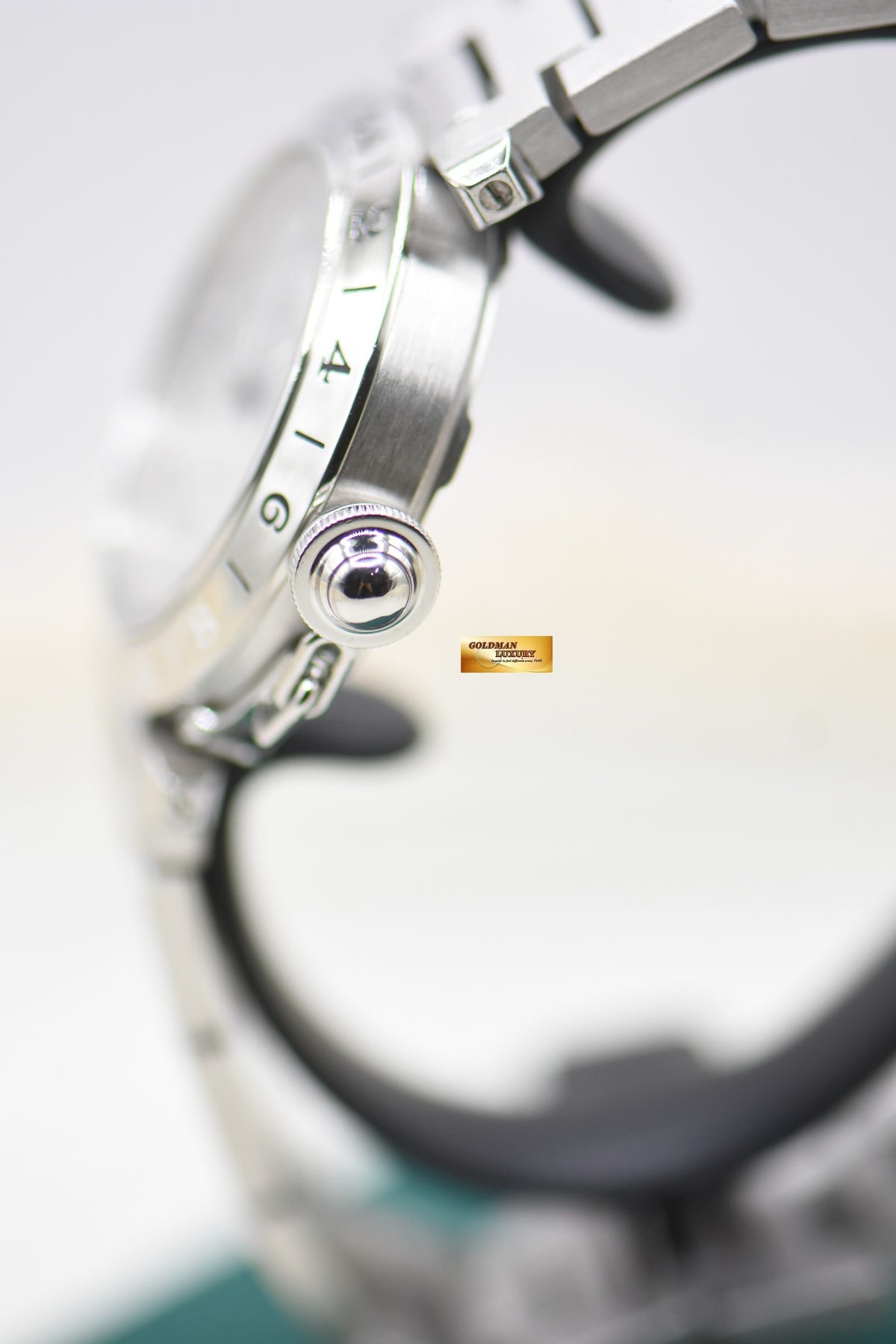 CARTIER PASHA C GMT MERIDIAN STEEL IN BRACELET AUTOMATIC W31029M7 (MINT)