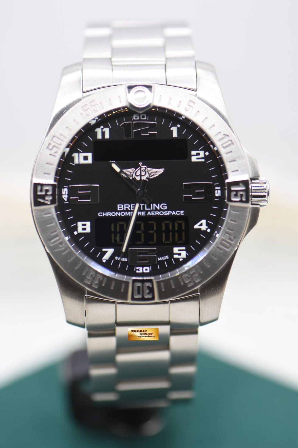 BREITLING AEROSPACE EVO 43mm TITANIUM SUPERQUARTZ  E79363 (MINT)