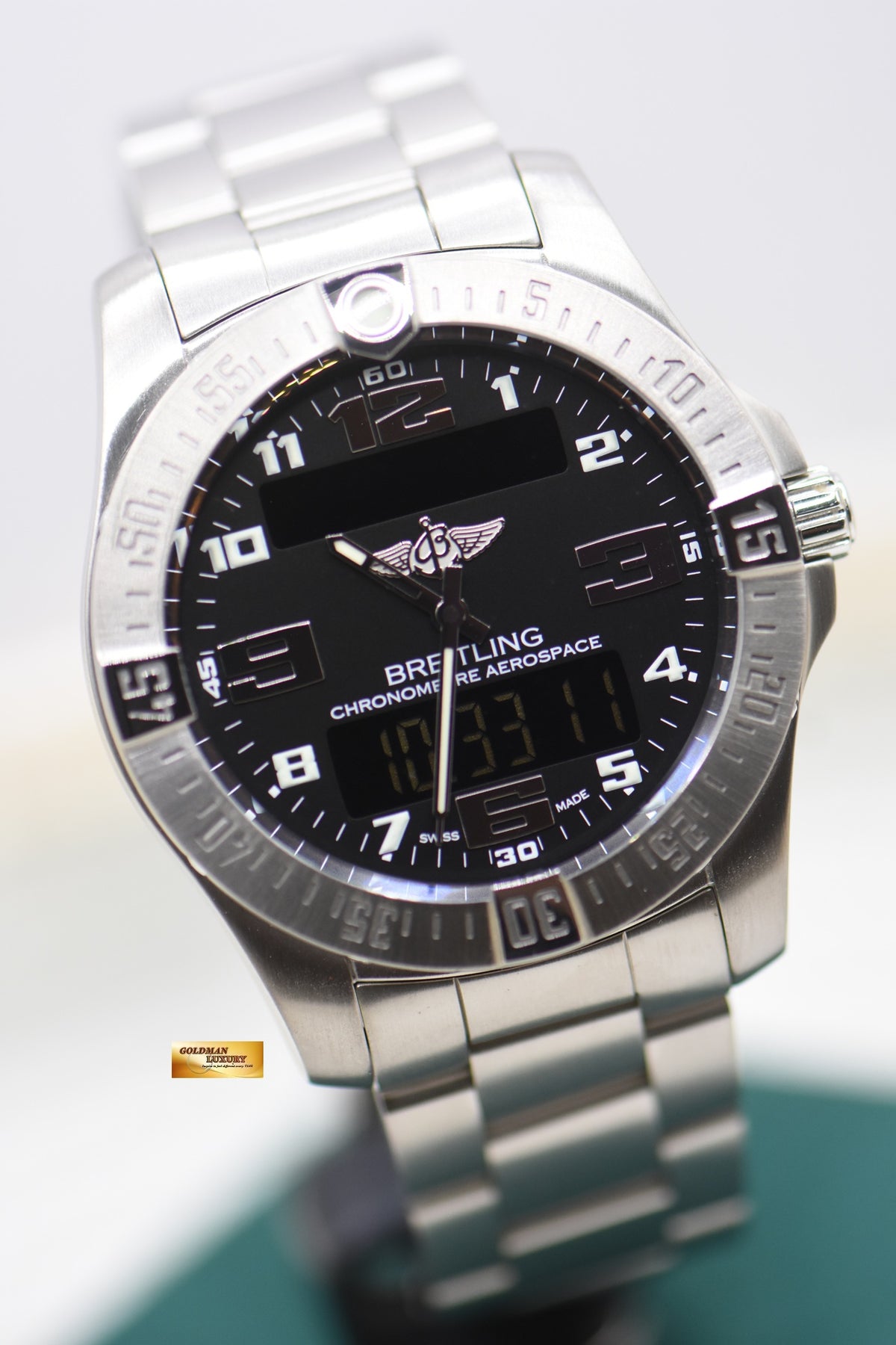 BREITLING AEROSPACE EVO 43mm TITANIUM SUPERQUARTZ  E79363 (MINT)