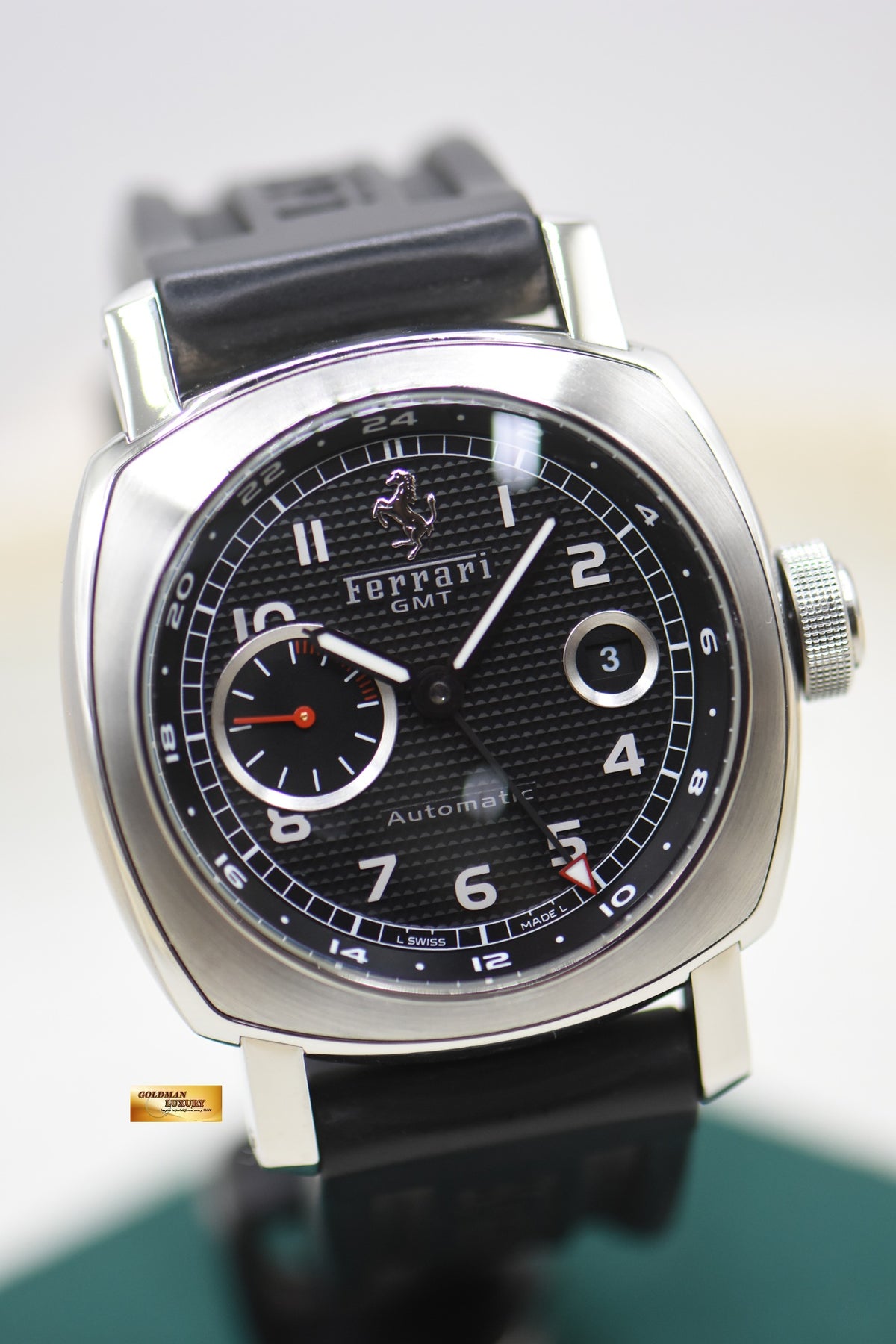 PANERAI FERRARI GMT 45mm STEEL LEATHER AUTOMATIC FER00003 (MINT)