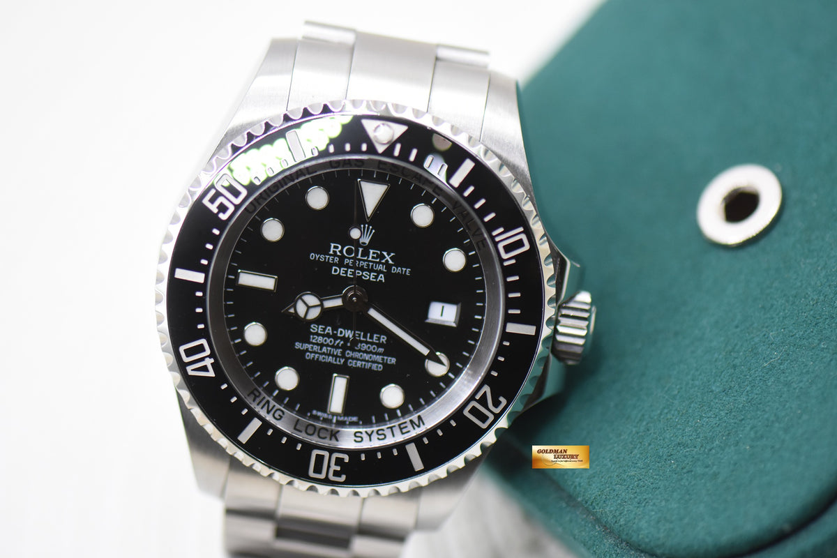 ROLEX OYSTER DEEPSEA 44mm MARK II STEEL IN BRACELET BLACK DIAL 116660 (MINT)