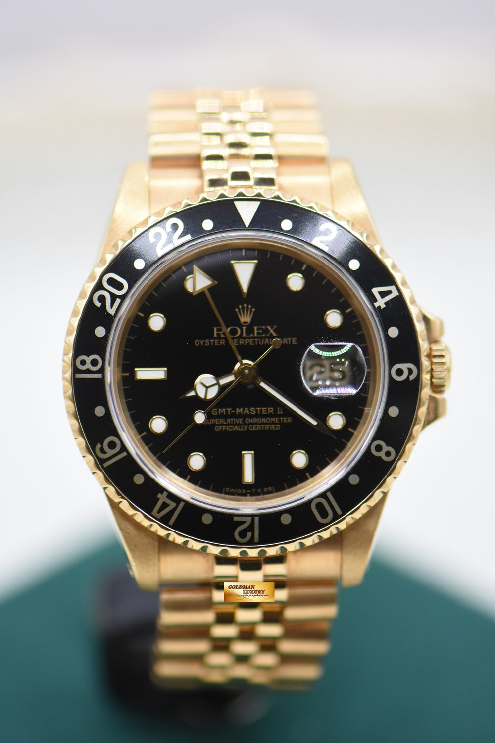 ROLEX OYSTER GMT-MASTER II YELLOW GOLD IN JUBILEE BRACELET BLACK DIAL 16718 (MINT)