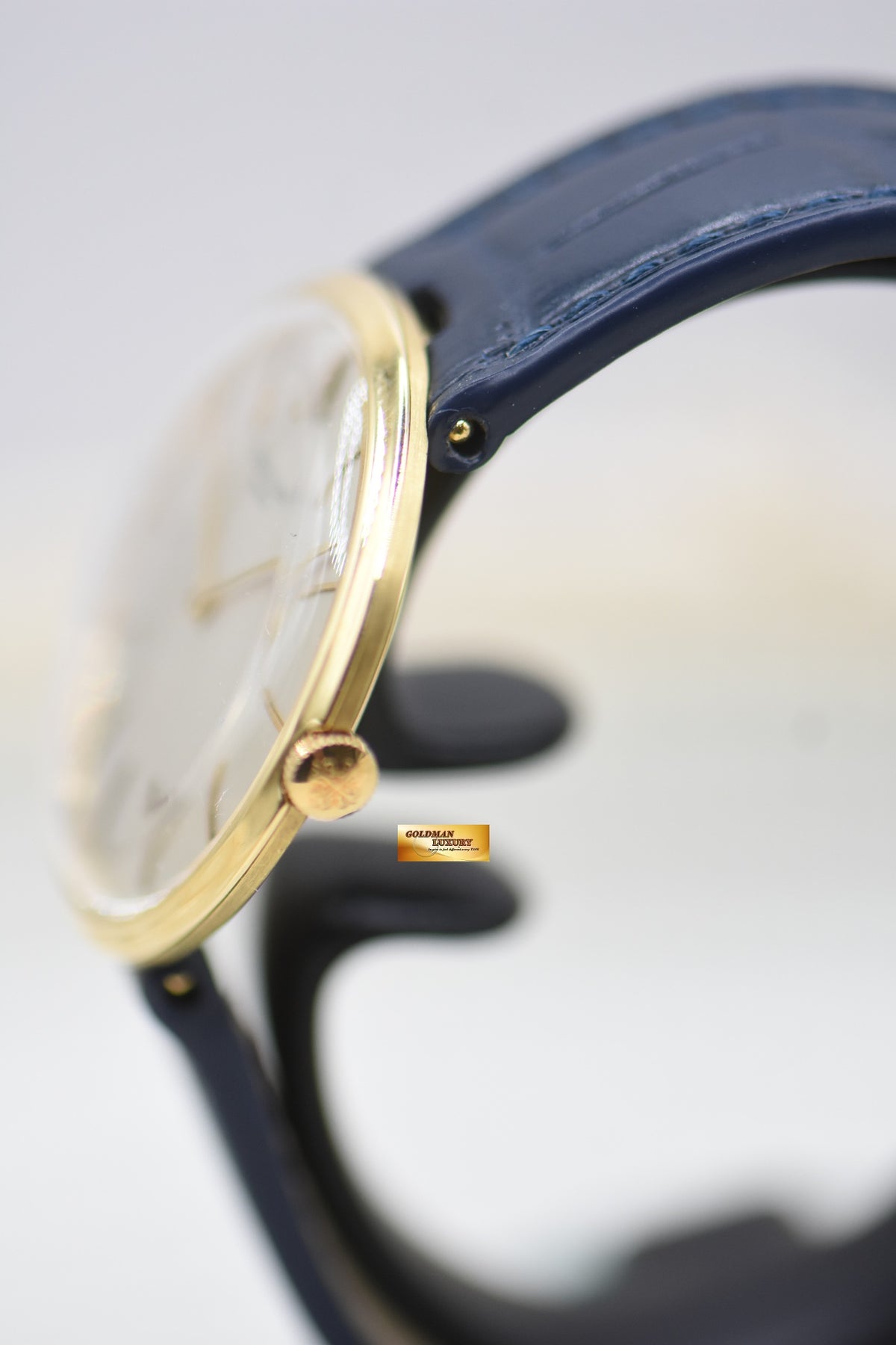 PATEK PHILIPPE CALATRAVA YELLOW GOLD IN LEATHER STRAP MANUAL WINDING 2591J (VINTAGE-MINT)