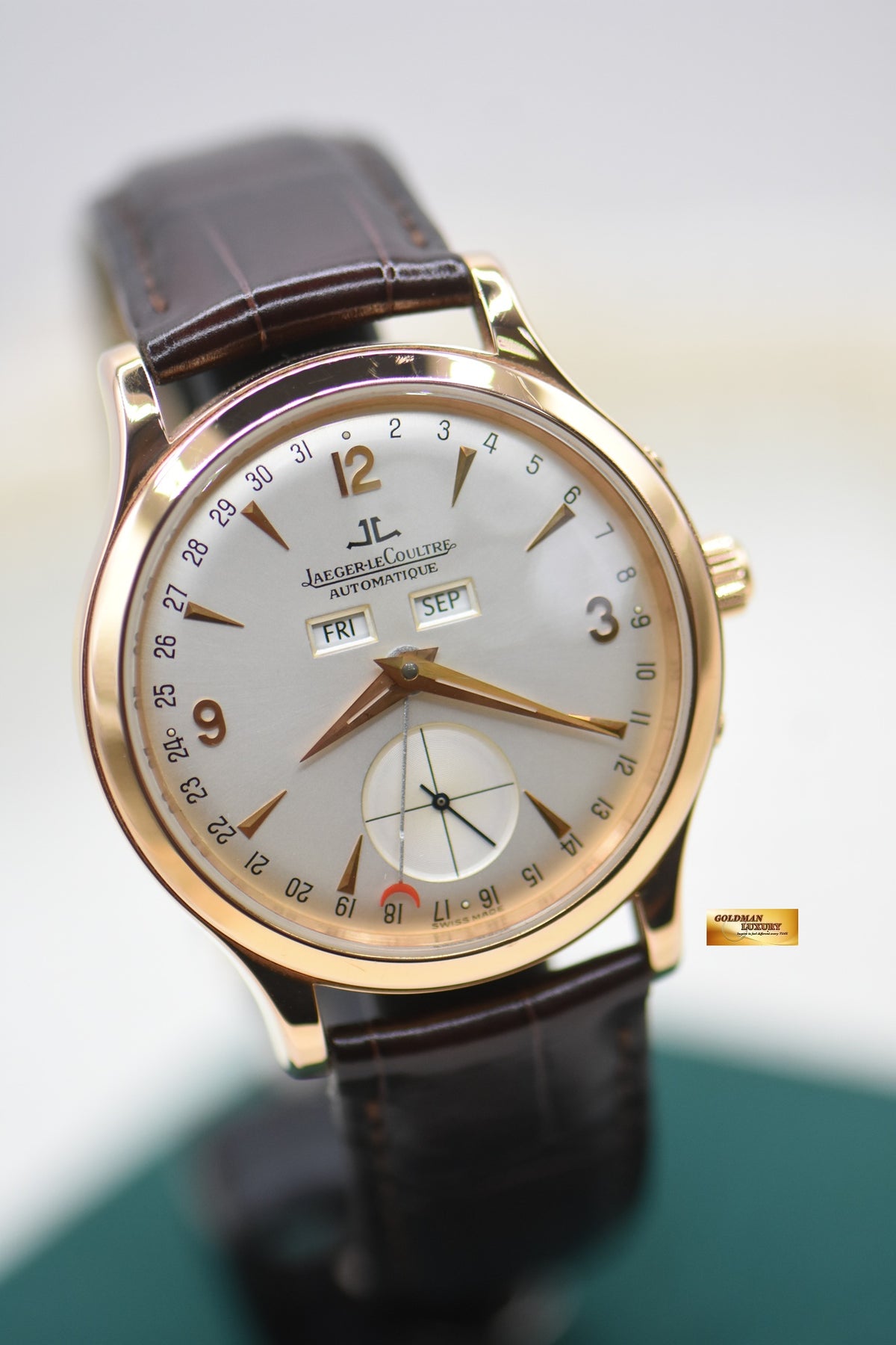 JLC MASTER CONTROL TRIPLE CALENDAR DATE ROSE GOLD IN LEATHER AUTOMATIC 140.2.87 (MINT)