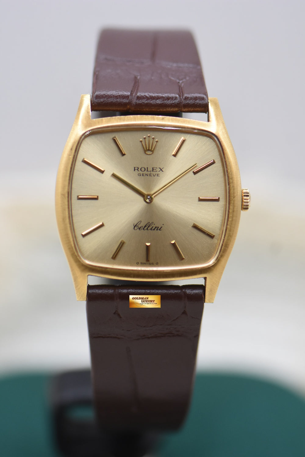 ROLEX CELLINI TONNEAU-SHAPED 32mm YELLOW GOLD IN LEATHER STRAP MANUAL WINDING 3805 (MINT)