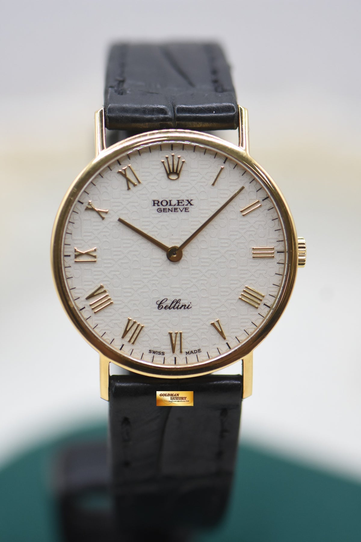 ROLEX CELLINI CLASSIC 32mm YELLOW GOLD IN LEATHER STRAP MANUAL WINDING 5112 (MINT)