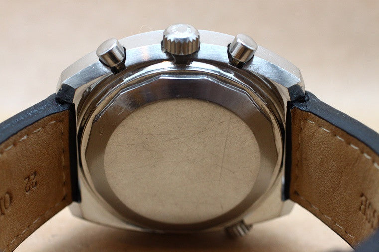 [SOLD] LONGINES RARE VINTAGE 44mm CHRONOGRAPH VALJOUX 72 MANUAL (Near Mint)