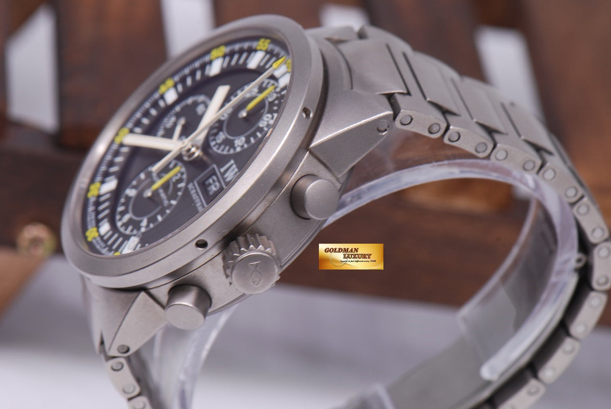[SOLD] IWC GST CHRONOGRAPH RATTRAPANTE TITANIUM AUTOMATIC (MINT)