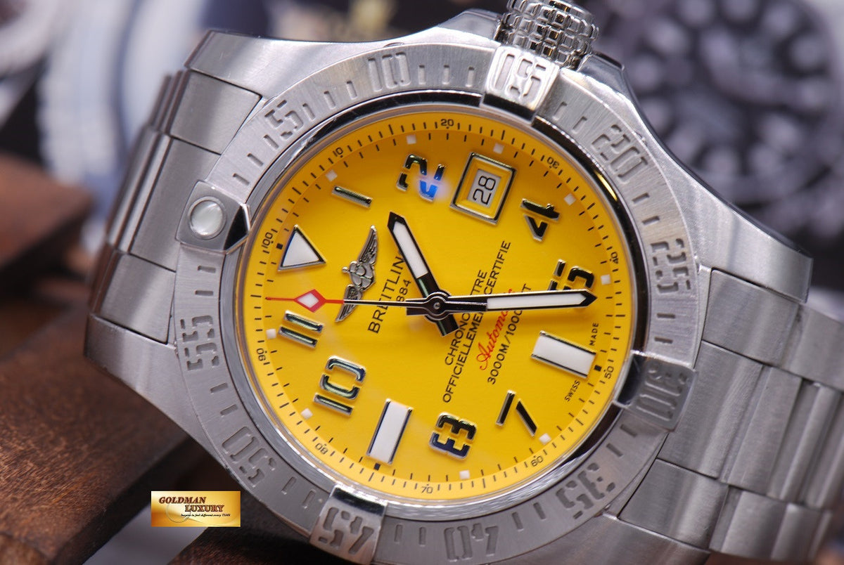 [SOLD] BREITLING AVENGER II SEAWOLF 45mm YELLOW A17331  AUTOMATIC