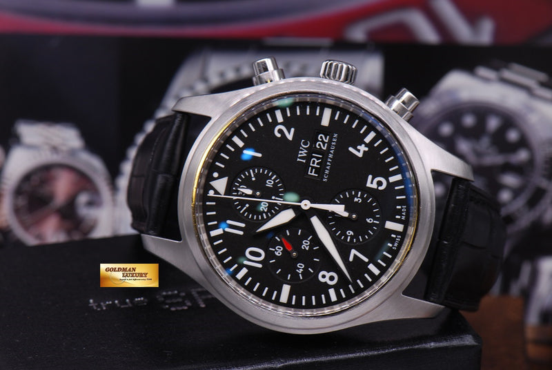 products/GML1029_-_IWC_Pilot_Chronograph_42mm_Day_Date_Automatic_MINT_-_12.JPG