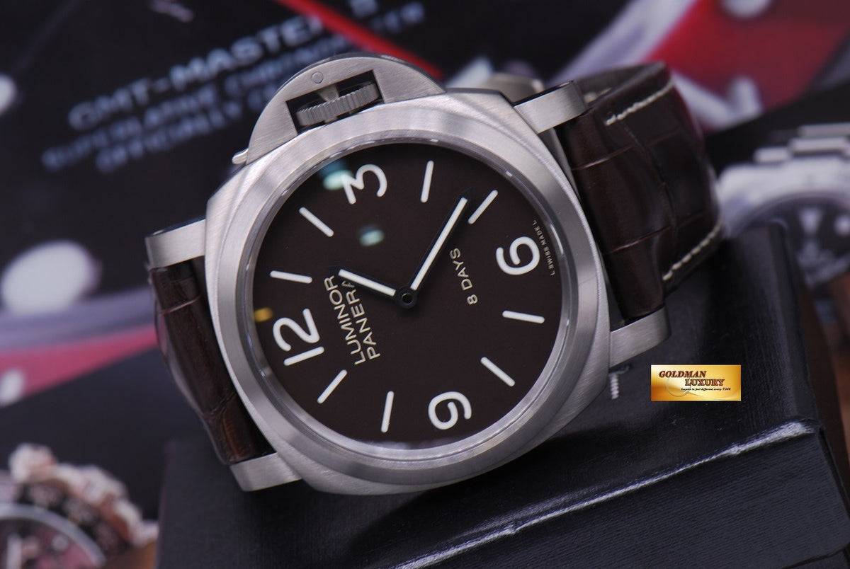 [SOLD] PANERAI LUMINOR TITANIUM 8 DAYS PAM 562 MANUAL (NEW-UNWORN)