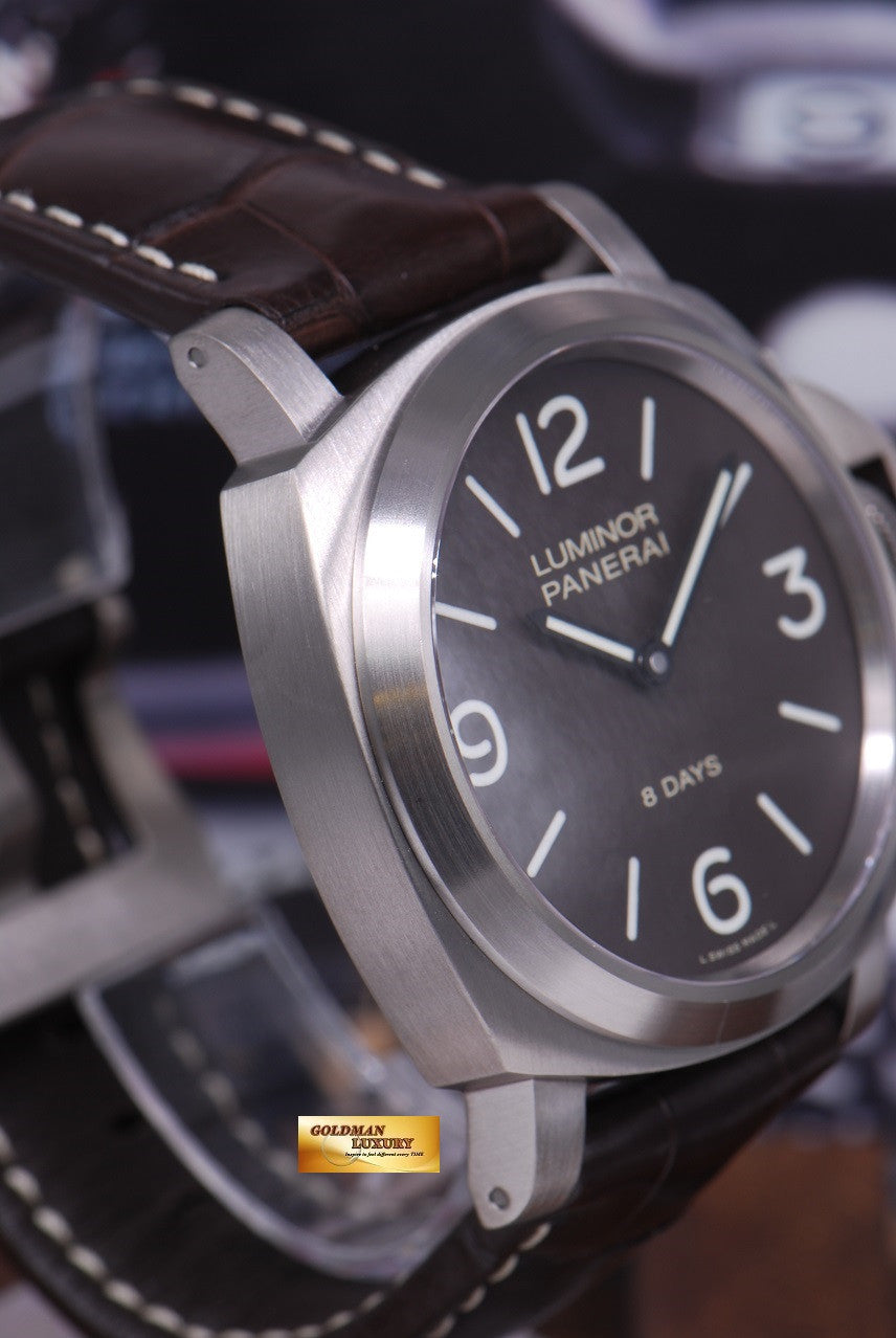 [SOLD] PANERAI LUMINOR TITANIUM 8 DAYS PAM 562 MANUAL (NEW-UNWORN)