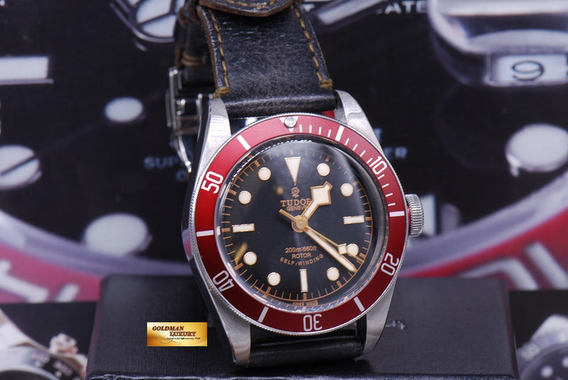 products/GML1063_-_Tudor_Black_Bay_Heritage_Burgundy_Bezel_Automatic_Near_Mint_-_7.JPG