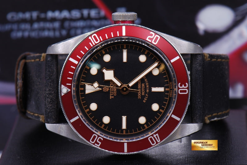 products/GML1063_-_Tudor_Black_Bay_Heritage_Burgundy_Bezel_Automatic_Near_Mint_-_9.JPG