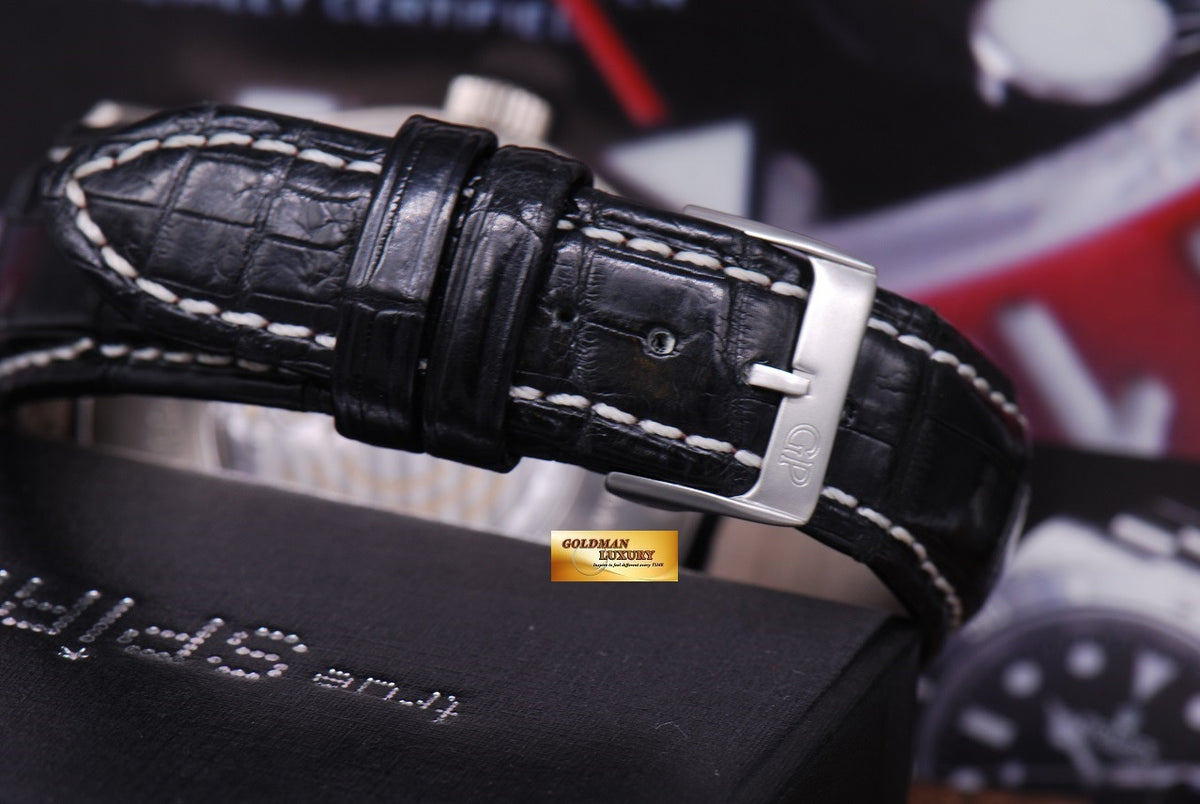 [SOLD] GIRARD PERREGAUX WW.TC WORLD TIMER CHRONOGRAPH TITANIUM 4980 (MINT)