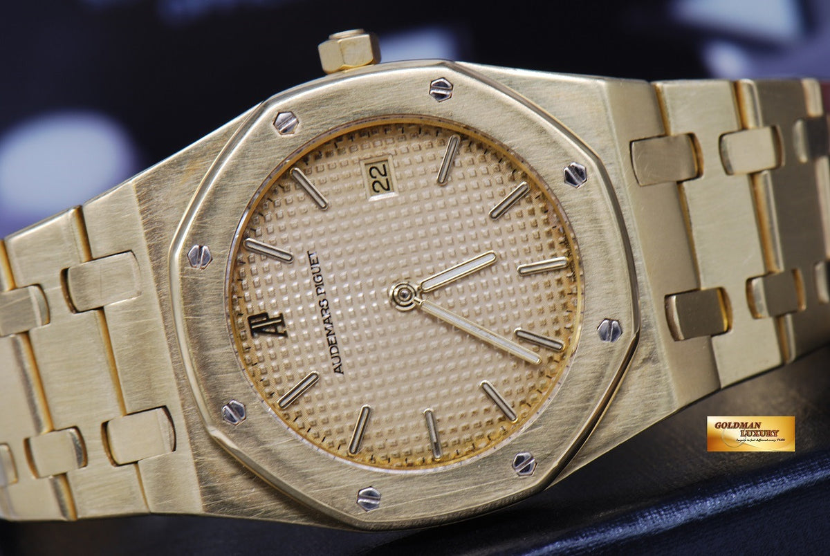 [SOLD] AUDEMARS PIGUET ROYAL OAK 18K YELLOW GOLD 35mm QUARTZ (NEAR MINT)