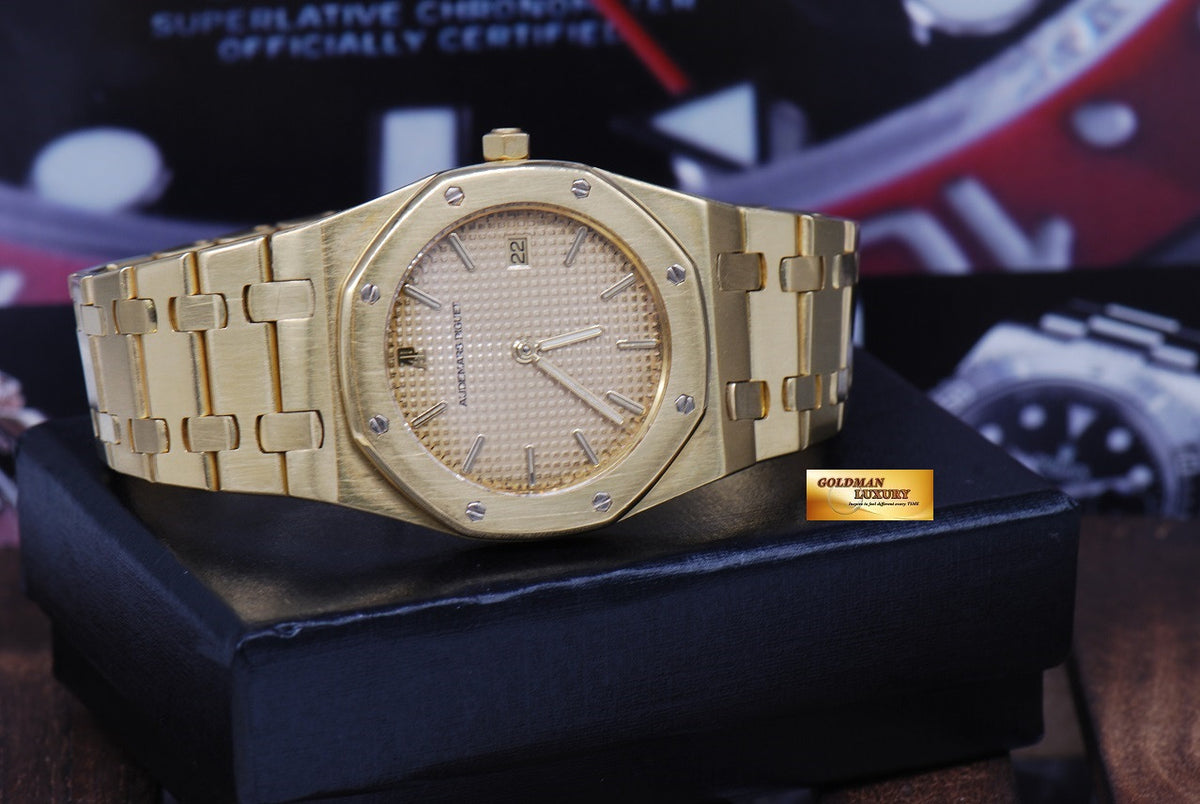 [SOLD] AUDEMARS PIGUET ROYAL OAK 18K YELLOW GOLD 35mm QUARTZ (NEAR MINT)