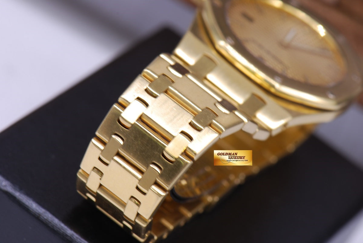 [SOLD] AUDEMARS PIGUET ROYAL OAK 18K YELLOW GOLD 35mm QUARTZ (NEAR MINT)