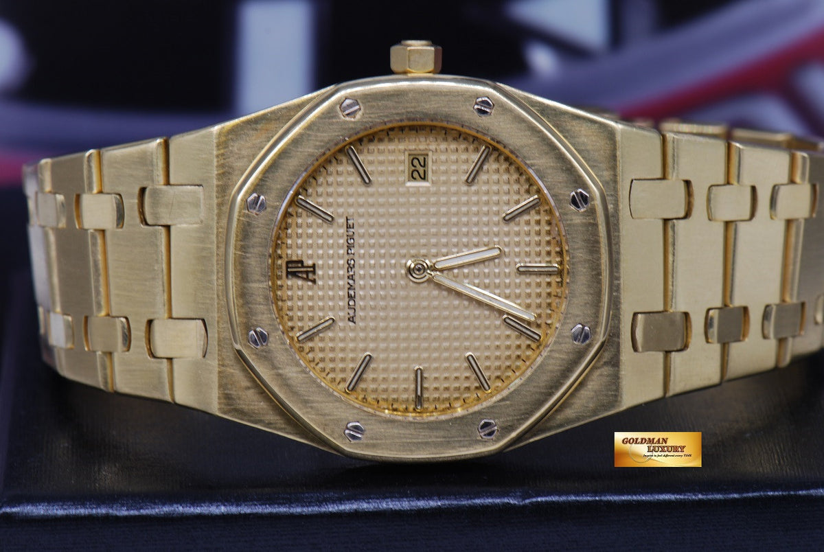 [SOLD] AUDEMARS PIGUET ROYAL OAK 18K YELLOW GOLD 35mm QUARTZ (NEAR MINT)