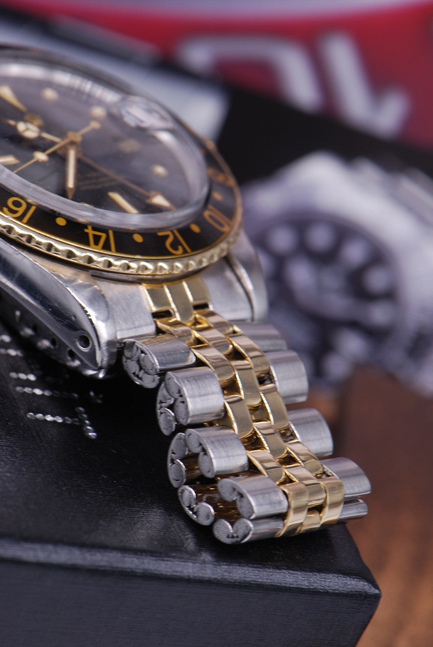[SOLD] ROLEX OYSTER PERPETUAL GMT-MASTER HALF-GOLD NIPPLE DIAL BLACK Ref : 1675 (VINTAGE)