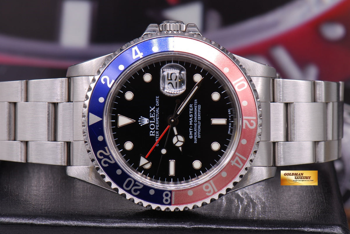 [SOLD] ROLEX OYSTER PERPETUAL GMT-MASTER "PEPSI" BEZEL Ref 16700 (NEAR MINT)