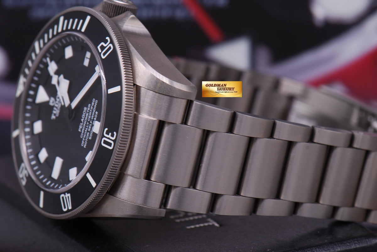 [SOLD] TUDOR PELAGOS TITANIUM STEEL 42mm IN-HOUSE MOVEMENT 25600TN (LNIB)