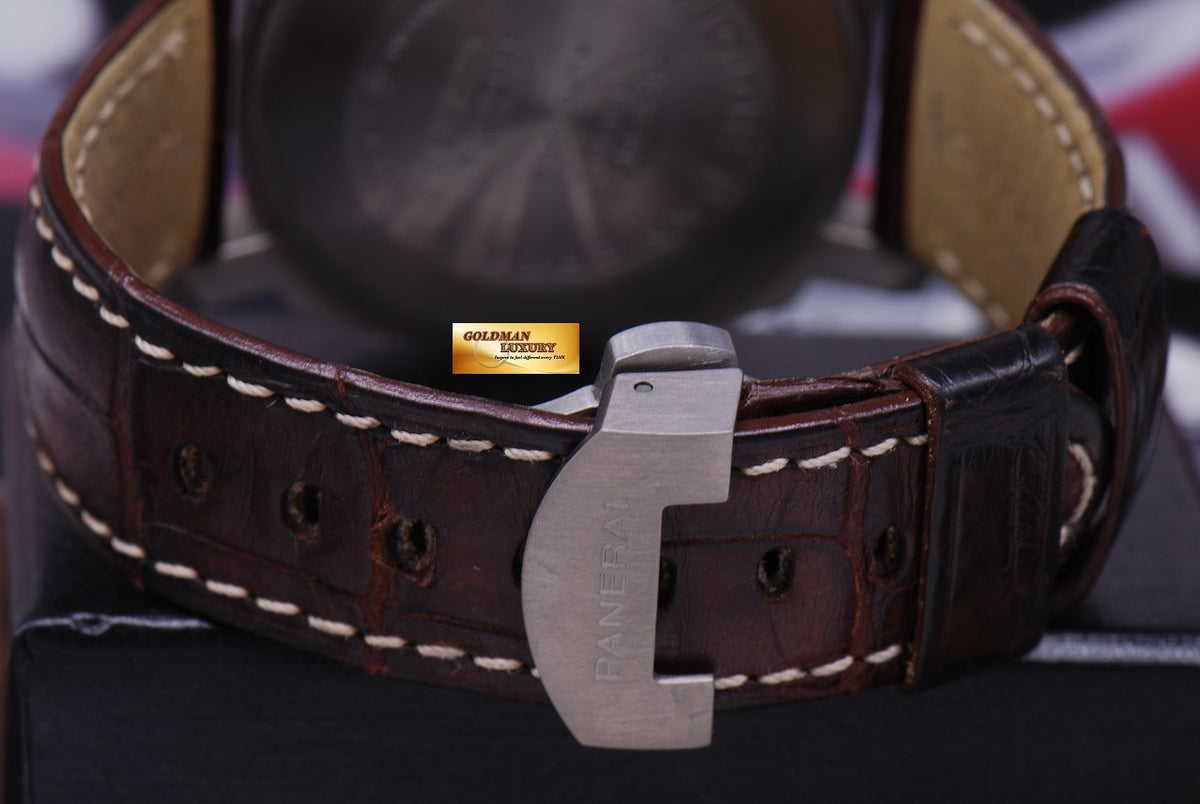 [SOLD] PANERAI LUMINOR MARINA TITANIUM 44mm TOBACCO BROWN DIAL AUTOMATIC PAM 240 (NEAR MINT)