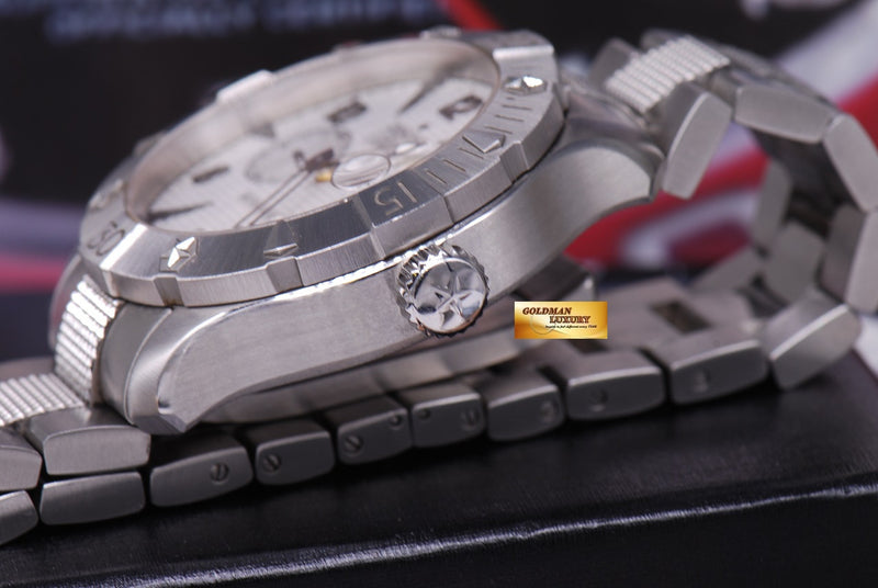 products/GML1215_-_Zenith_Elite_Defy_Classic_43mm_Automatic_White_Near_Mint_-_10.JPG
