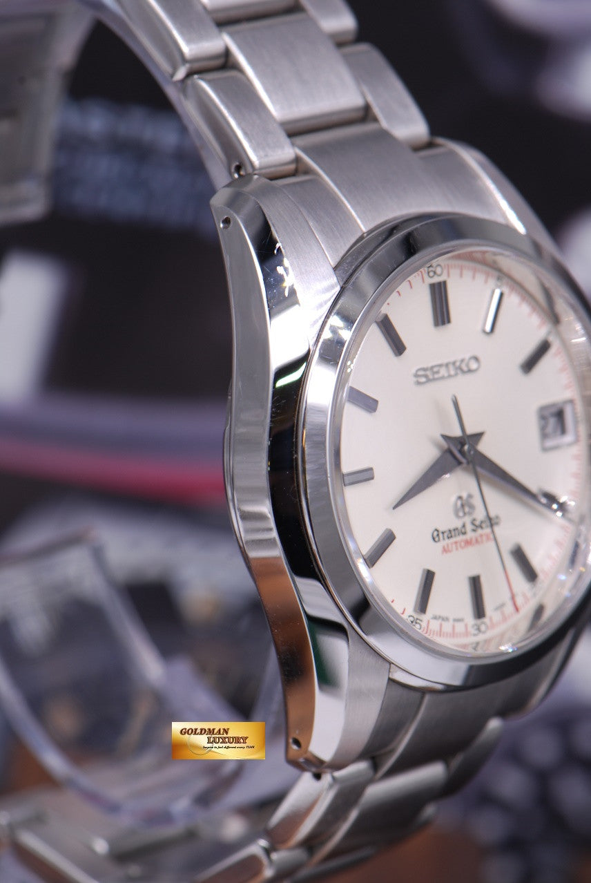 [SOLD] GRAND SEIKO 37mm AUTOMATIC SBGR071 (MINT)