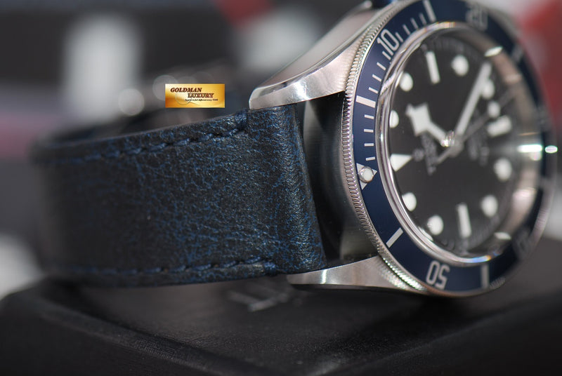 products/GML1284_-_Tudor_Black_Bay_Heritage_Blue_Automatic_79220_-_6.JPG