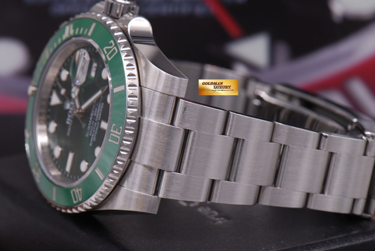 [SOLD] ROLEX OYSTER PERPETUAL SUBMARINER GREEN HULK Ref 116610LV (MINT)