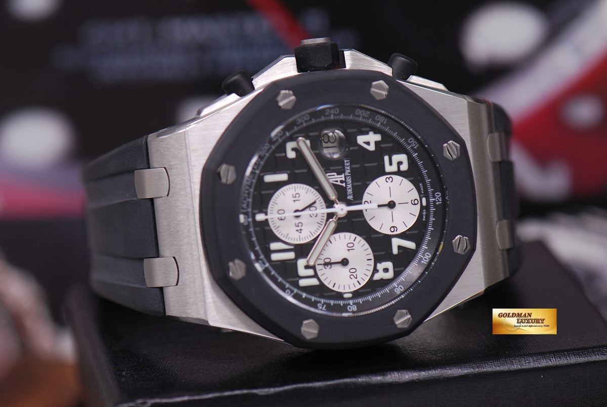 [SOLD] AUDEMARS PIGUET ROYAL OAK OFFSHORE RUBBER CLAD AUTOMATIC BLACK (NEW OLD STOCK)