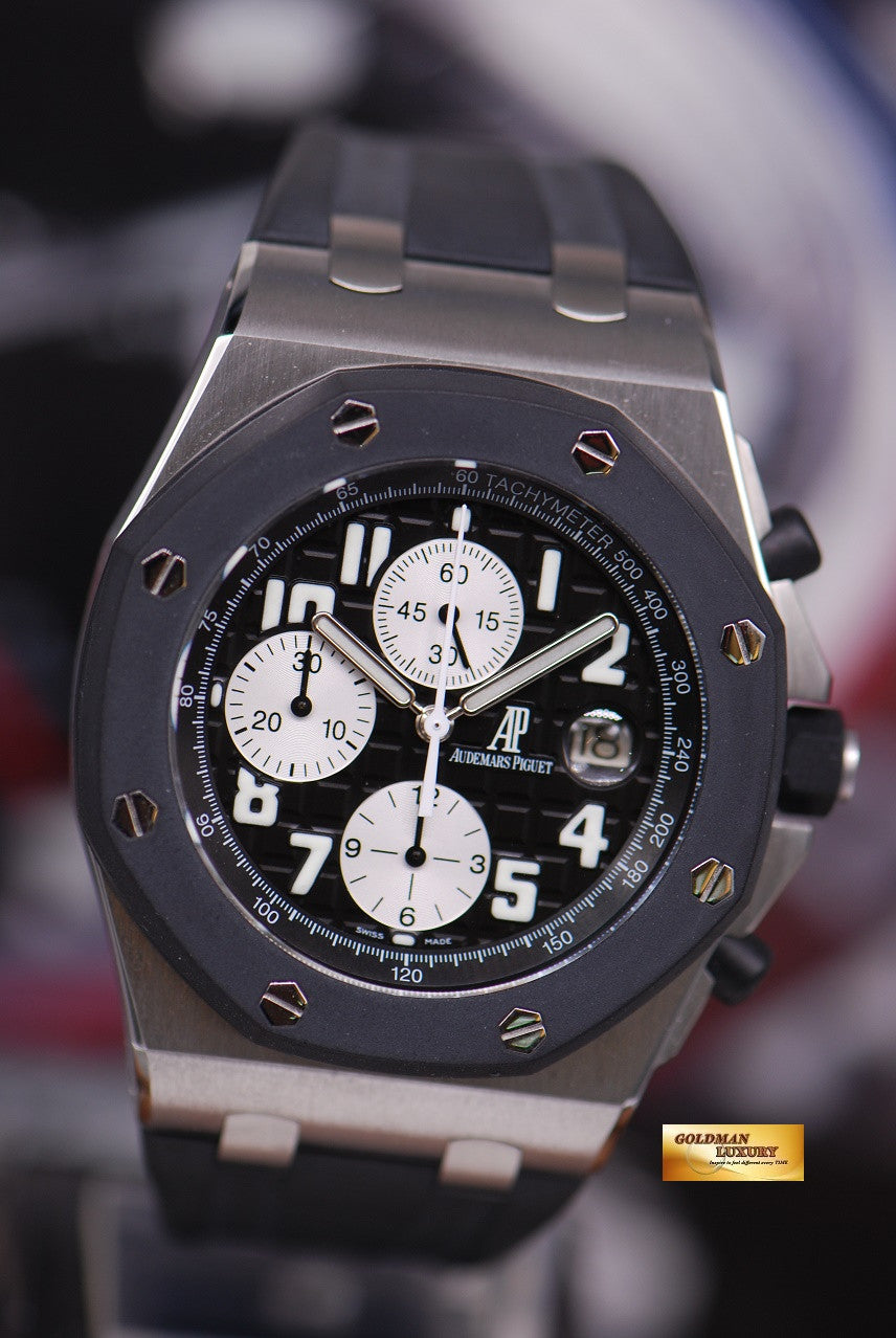[SOLD] AUDEMARS PIGUET ROYAL OAK OFFSHORE RUBBER CLAD AUTOMATIC BLACK (NEW OLD STOCK)