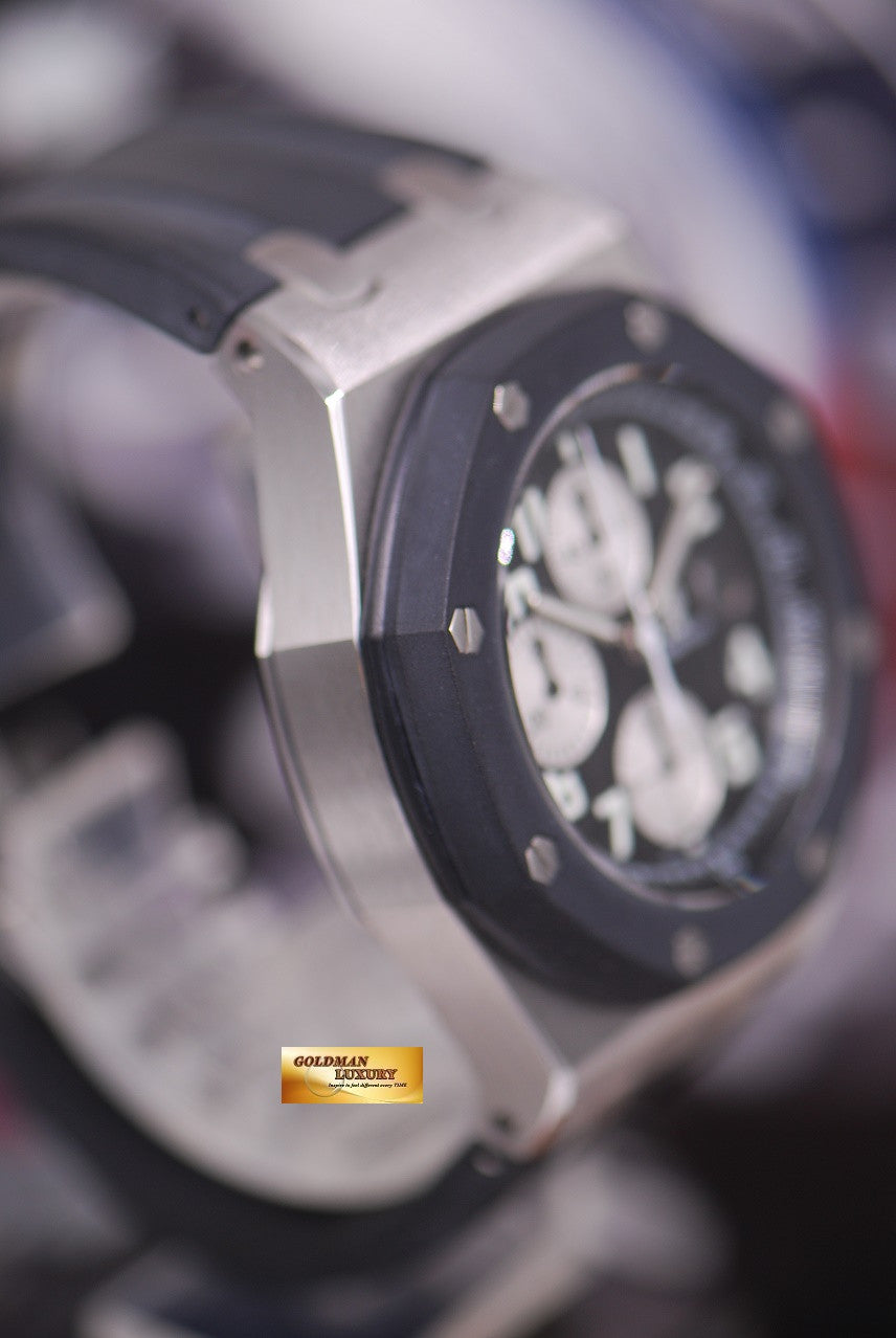 [SOLD] AUDEMARS PIGUET ROYAL OAK OFFSHORE RUBBER CLAD AUTOMATIC BLACK (NEW OLD STOCK)