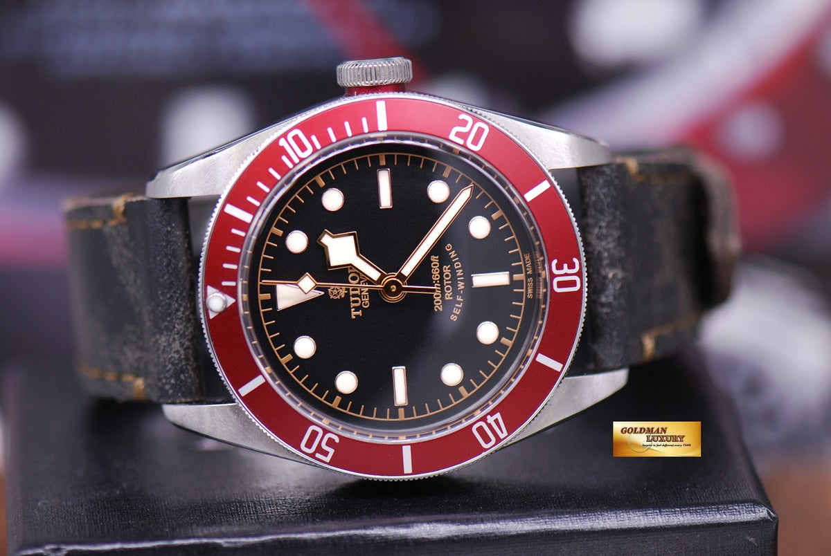 [SOLD] TUDOR BLACK BAY HERITAGE RED BEZEL AUTOMATIC (MINT)
