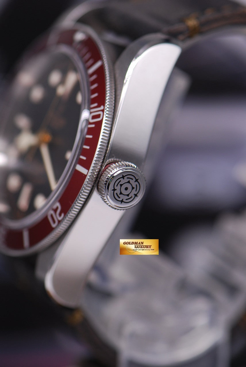 [SOLD] TUDOR BLACK BAY HERITAGE RED BEZEL AUTOMATIC (MINT)