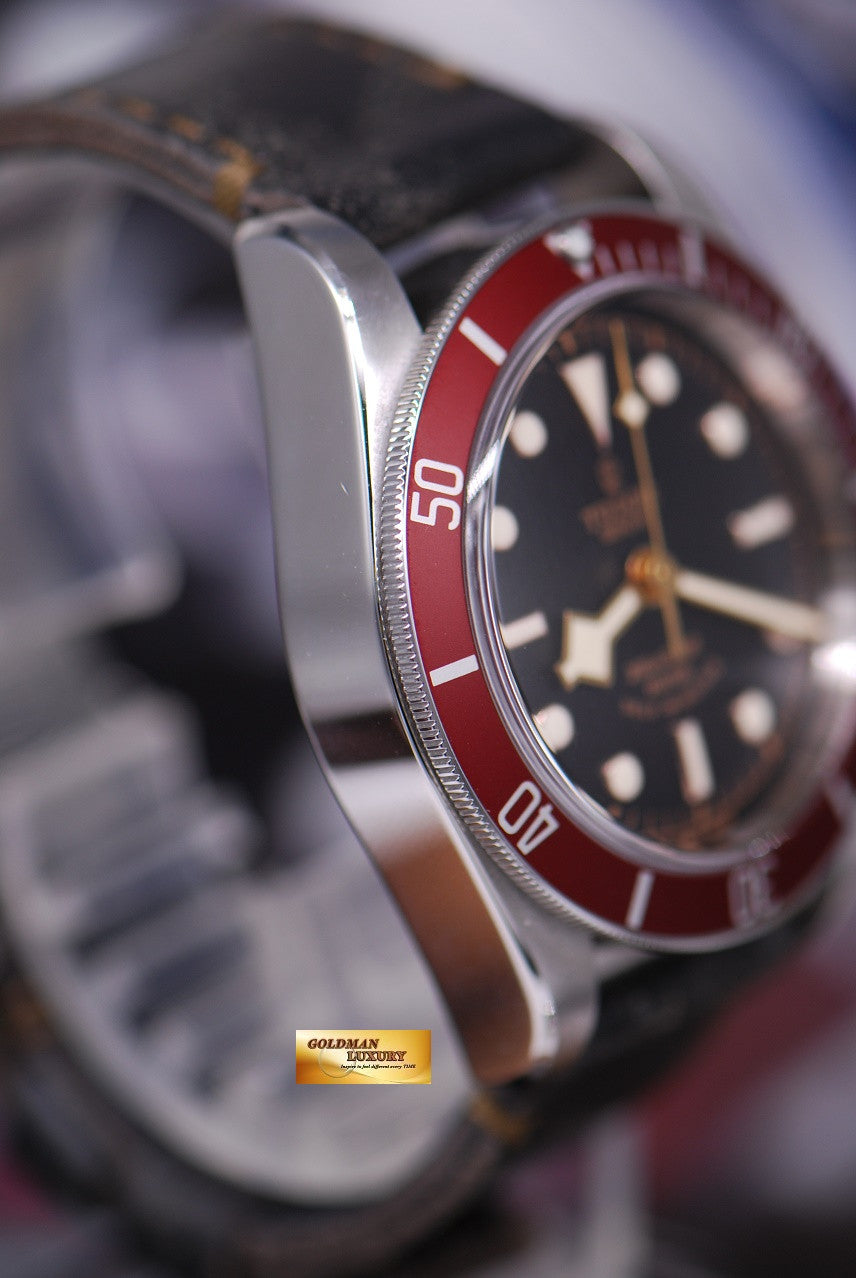 [SOLD] TUDOR BLACK BAY HERITAGE RED BEZEL AUTOMATIC (MINT)