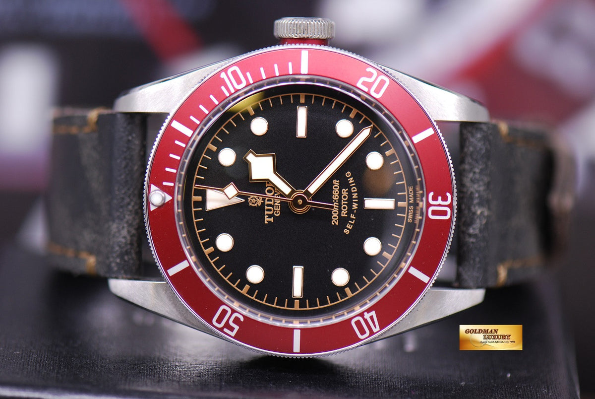 [SOLD] TUDOR BLACK BAY HERITAGE RED BEZEL AUTOMATIC (MINT)