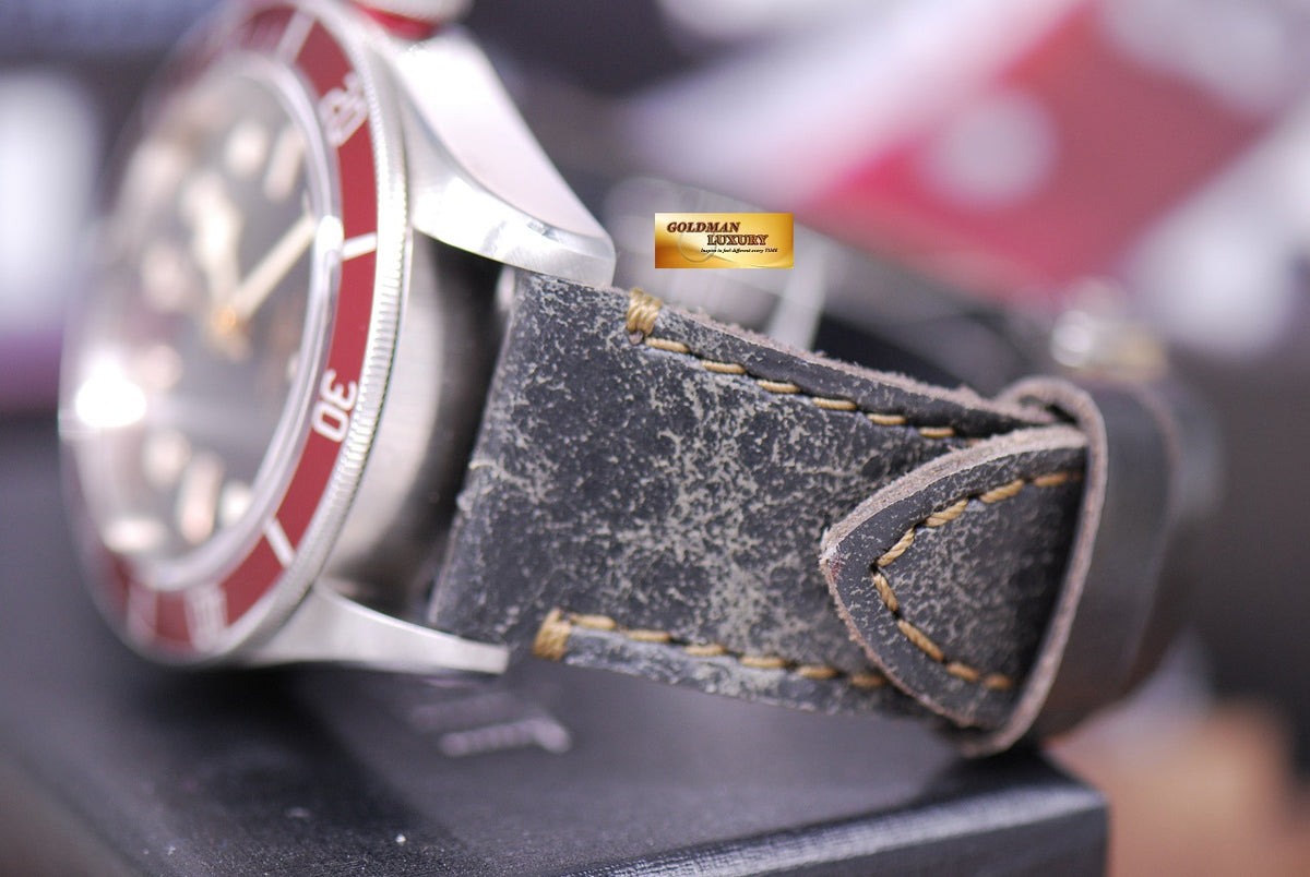 [SOLD] TUDOR BLACK BAY HERITAGE RED BEZEL AUTOMATIC (MINT)