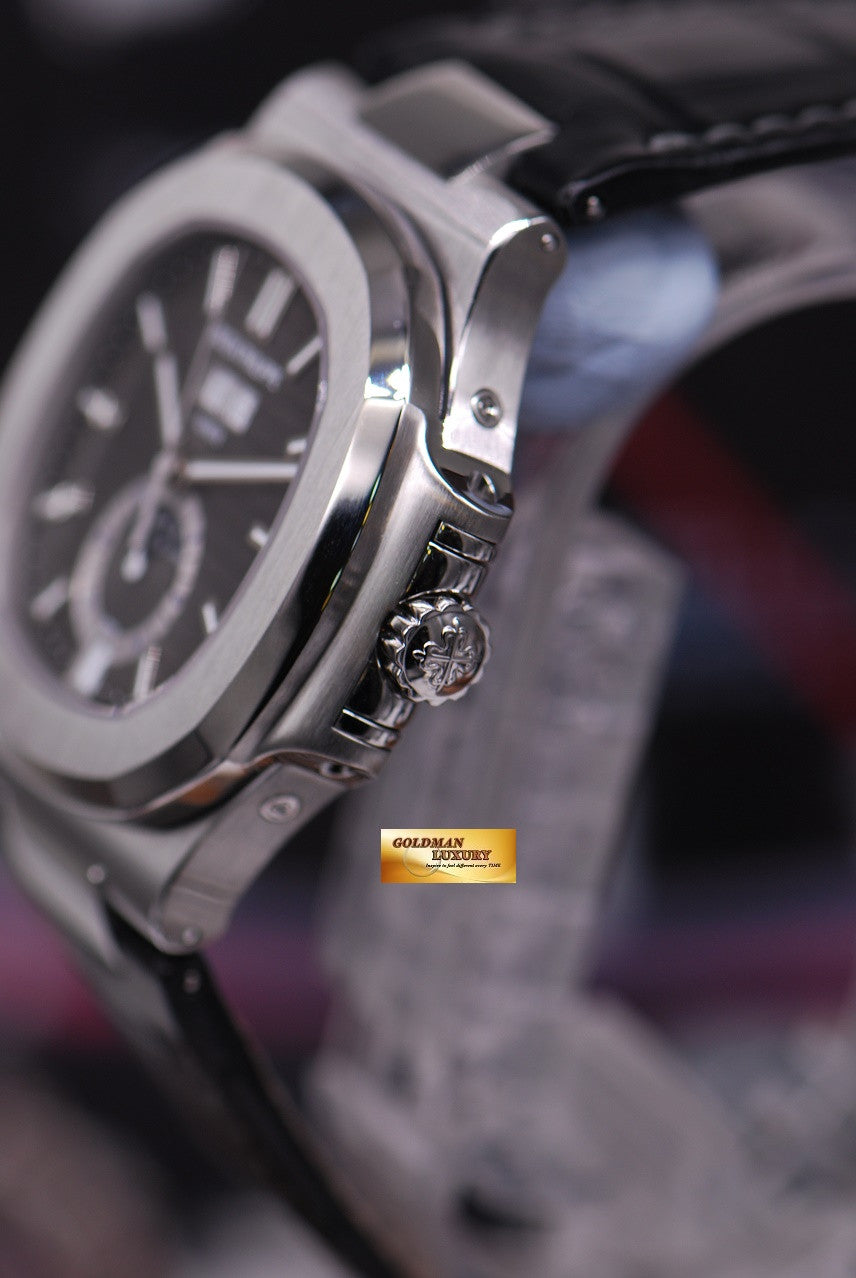 [SOLD] PATEK PHILIPPE NAUTILUS ANNUAL CALENDAR MOONPHASE 5726A-001 (NEW-UNWORN)