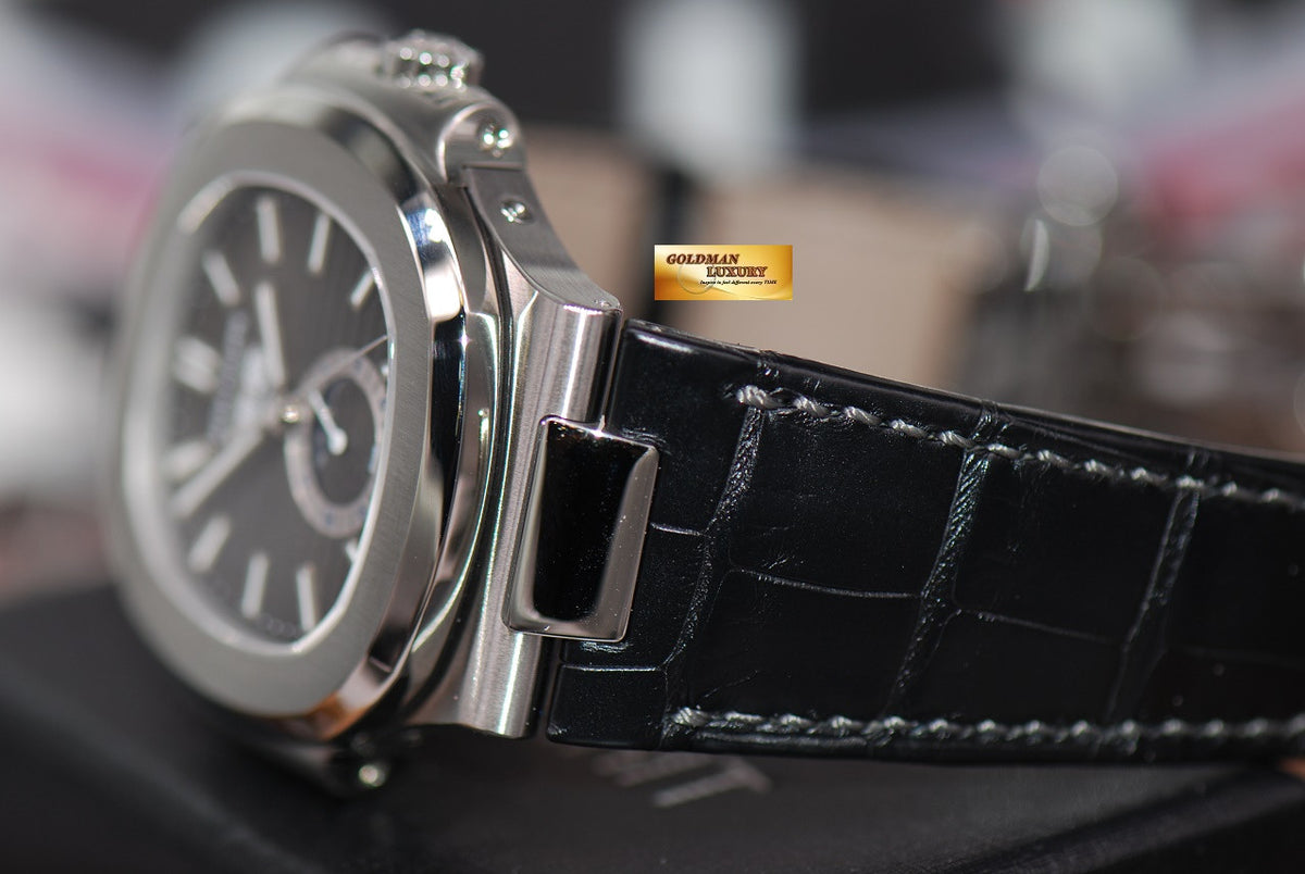 [SOLD] PATEK PHILIPPE NAUTILUS ANNUAL CALENDAR MOONPHASE 5726A-001 (NEW-UNWORN)