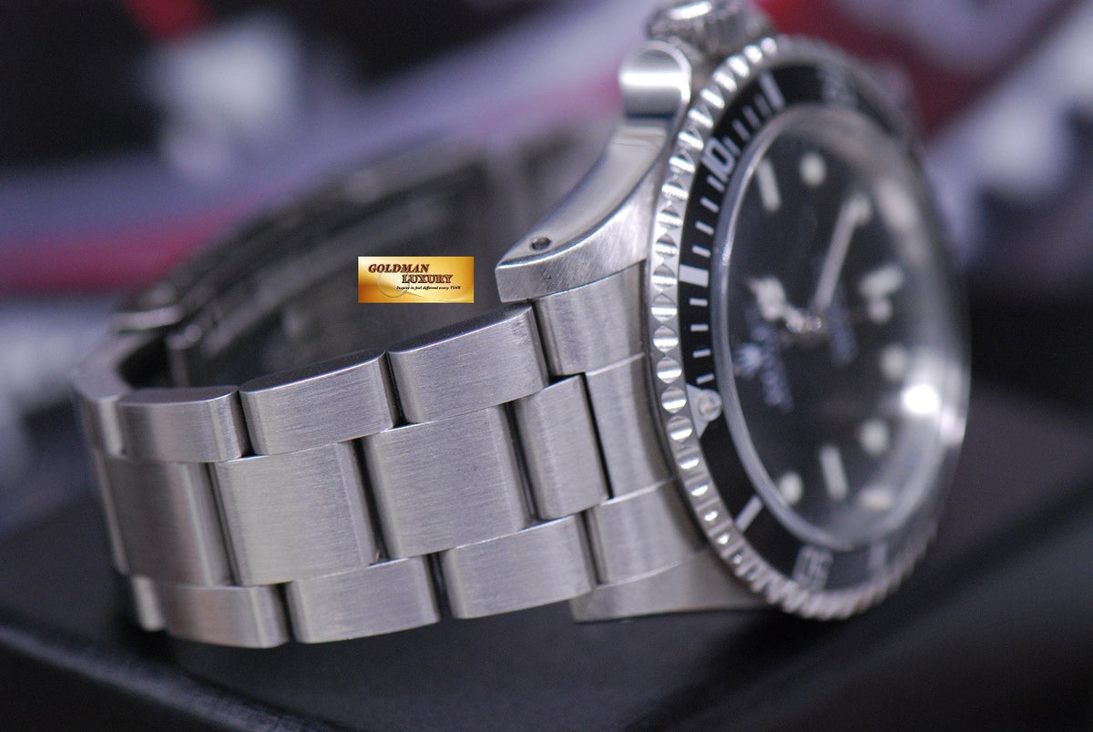 [SOLD] ROLEX OYSTER PERPETUAL SUBMARINER NO-DATE GLOSS “SWISS” DIAL 5513 (VINTAGE NEAR MINT)