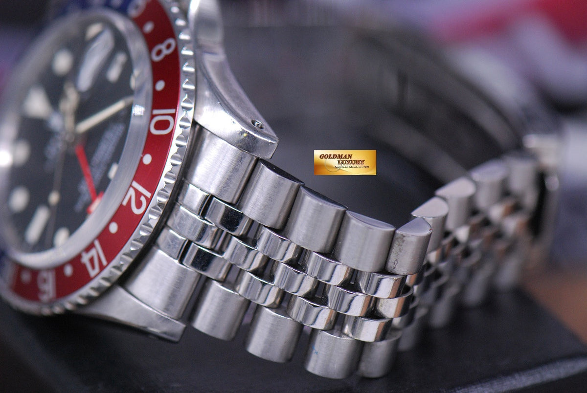 [SOLD] ROLEX OYSTER PERPETUAL GMT-MASTER I MATTE DIAL RED HAND 1675 (VINTAGE AGING)
